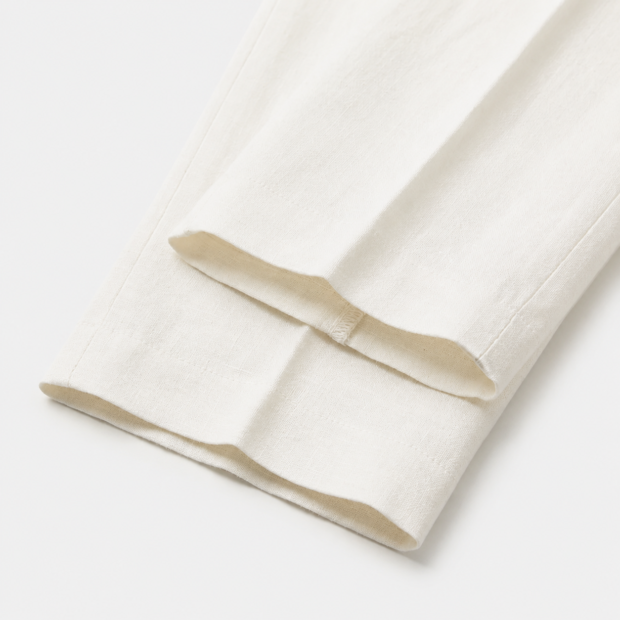 LUNAPA | Men’s Tailored Linen Double-Pleated Trousers