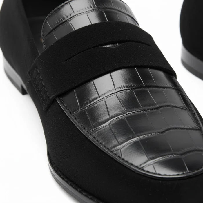 LUNAPA | Women’s Round Toe Slip-On Loafers