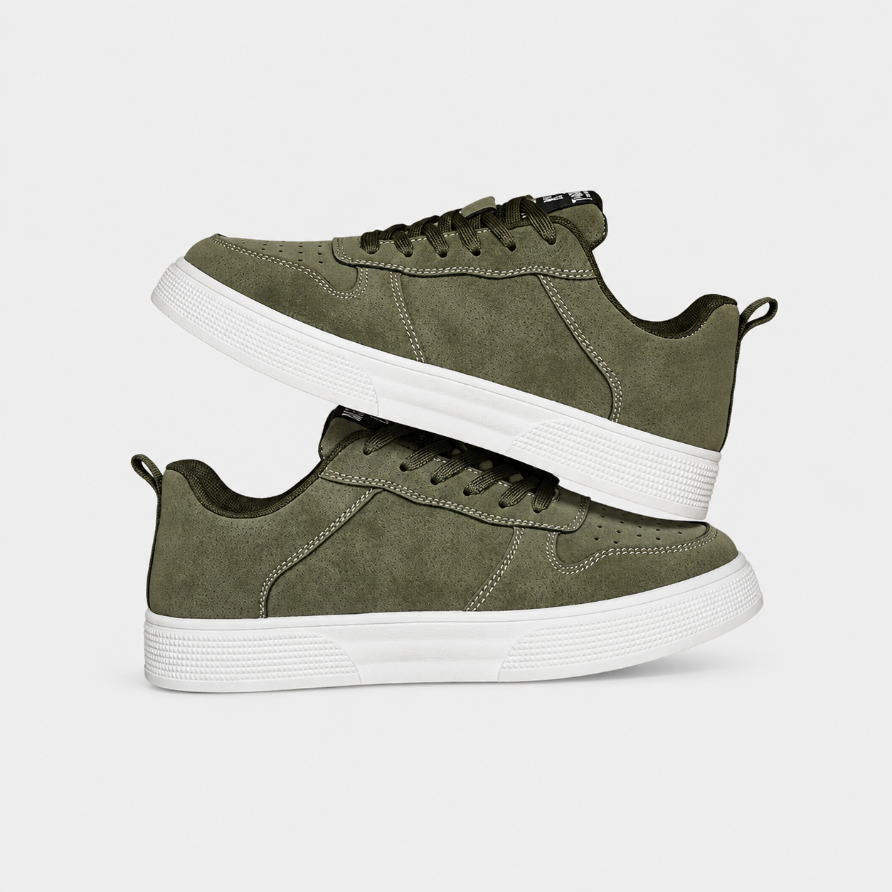 LUNAPA | Men’s Classic Low-Top Trainers