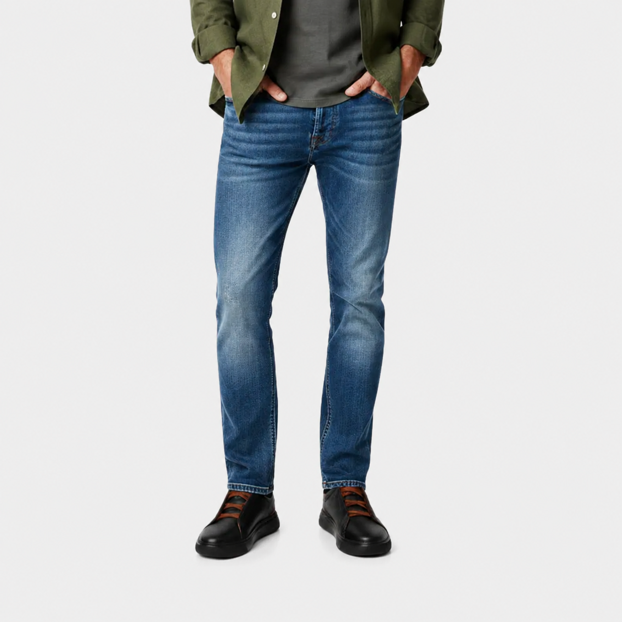 LUNAPA | Men’s Leather Slip-On Sneakers